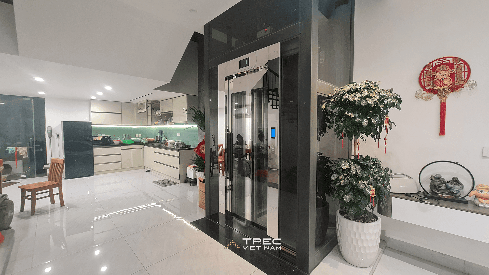 Lắp đặt thang máy kính 350kg tại yên thường - gia lâm