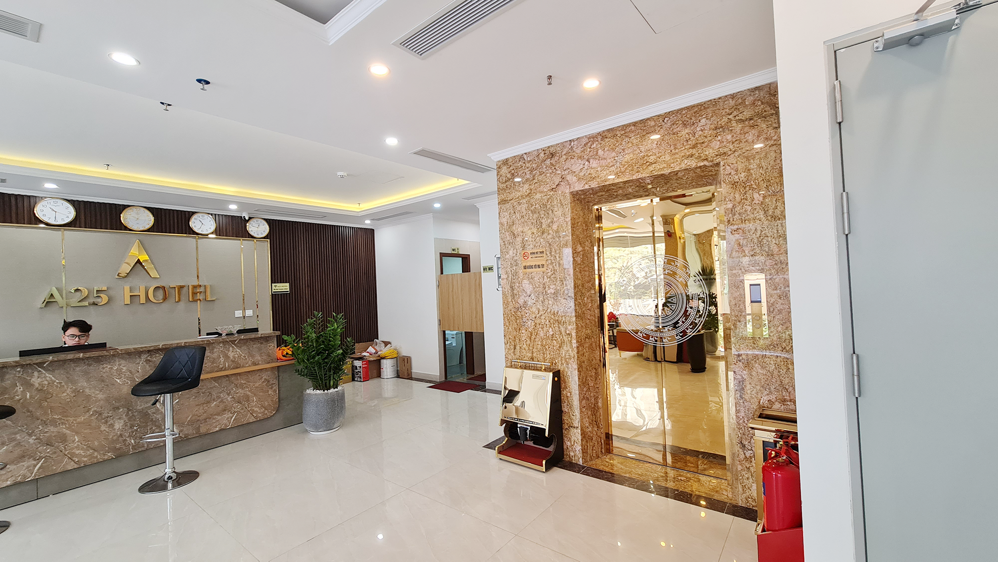 Thang máy tải khách - TPEC