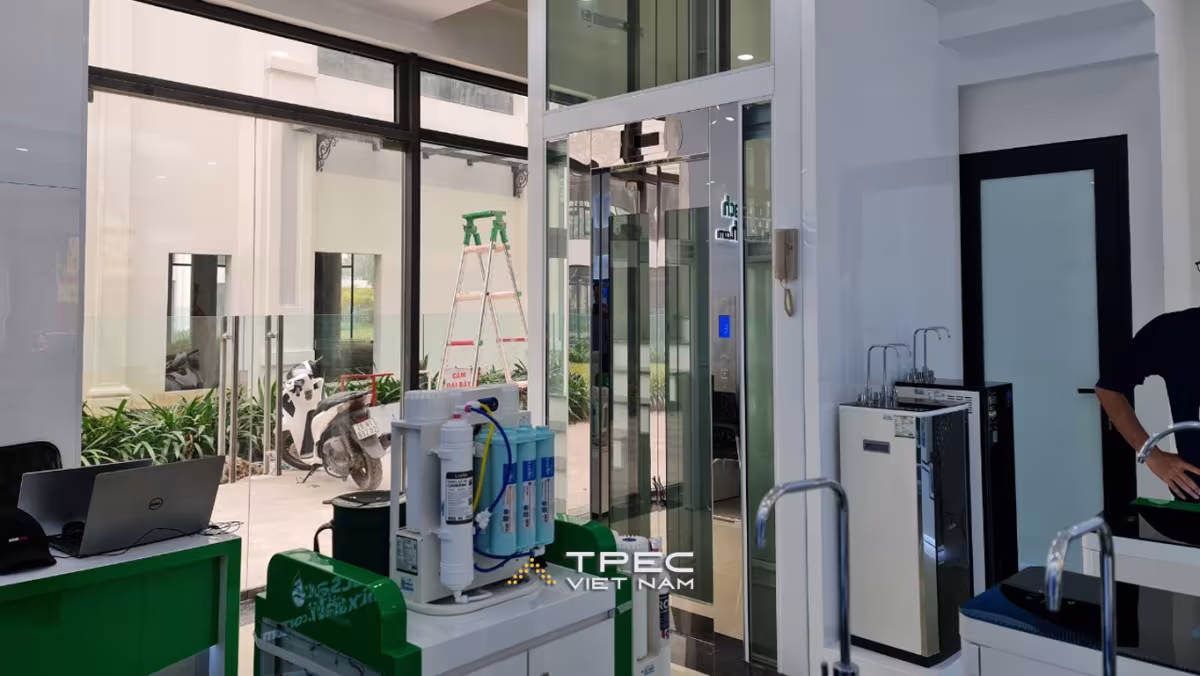 Showroom Karofi - Dự án thang máy Tpec
