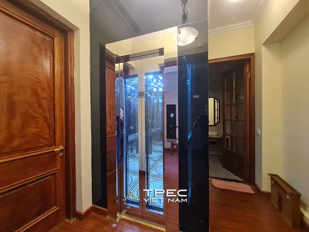 Thi công thang máy kính cho nhà cải tạo - ngô tất tố