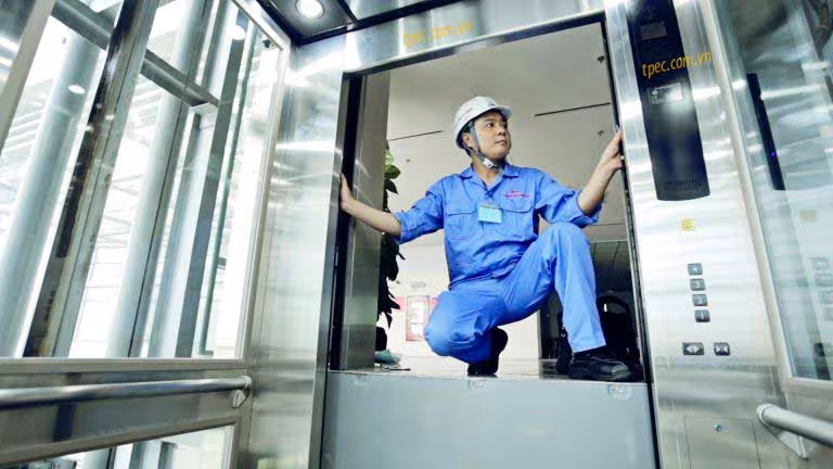 Công tác bảo hành thang máy tại TPEC Viet Nam