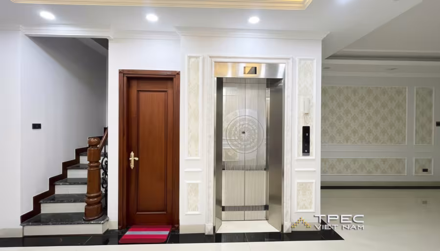 Thang máy gia đình 350kg phù hợp công trình diện tích hạn chế