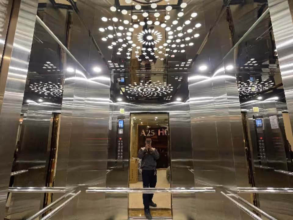 Cabin tiêu chuẩn thang máy fuji