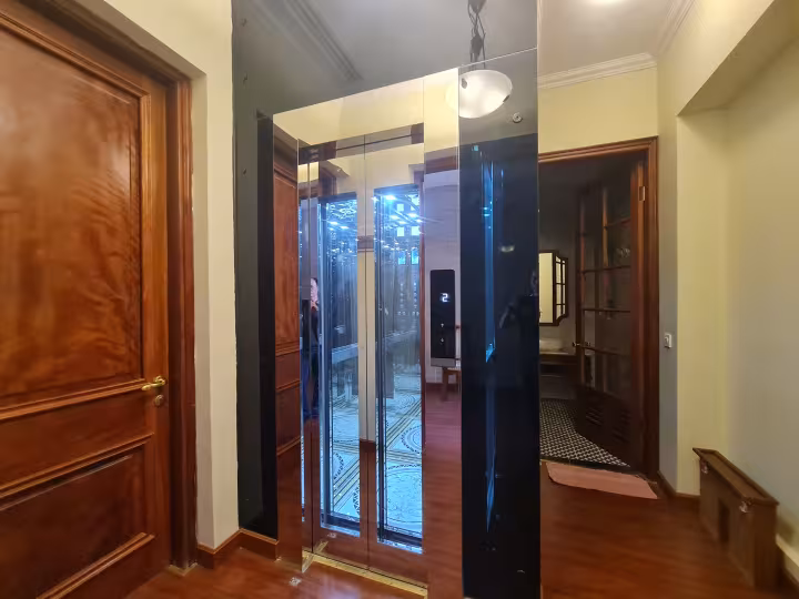 Thang máy kính tải trọng nhỏ 350kg