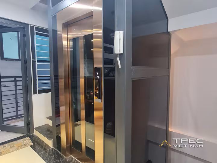 Thang máy kính cho nhà liền kề - dự án tại Kiến hưng - Luxury