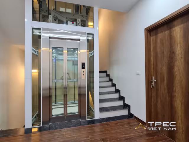 Thang máy kính 450kg